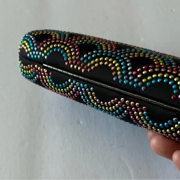 KURT GEIGER LONDON BLACK RAINBOW EAGLE CLUTCH BLACK NWOT